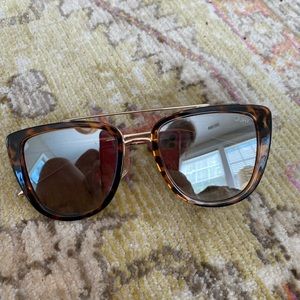 Quay French kiss style tortoise shell